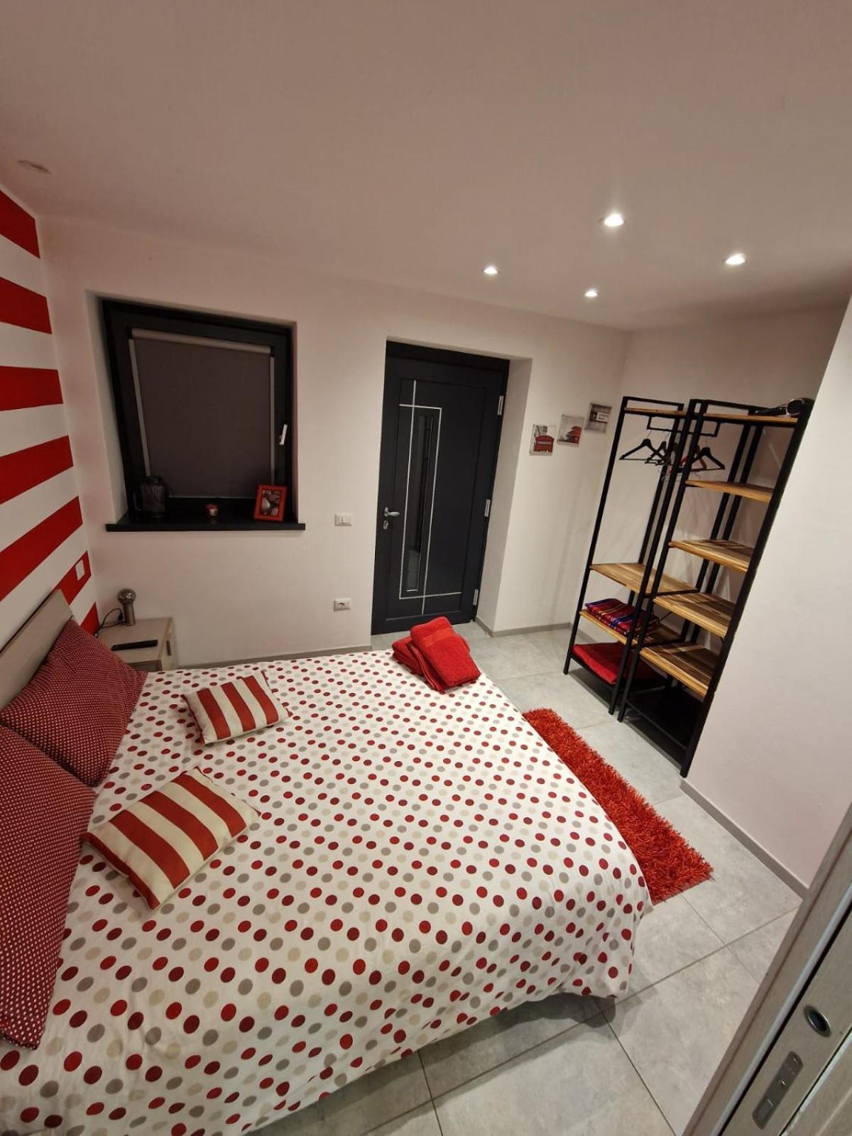 ソーリコ Casa Rosso Blu Bed & Breakfast エクステリア 写真